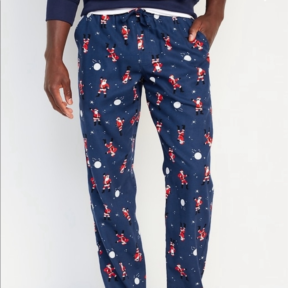 🔥🔥🪩Old Navy Disco Santa PJs (SOLD OUT)🔥🔥